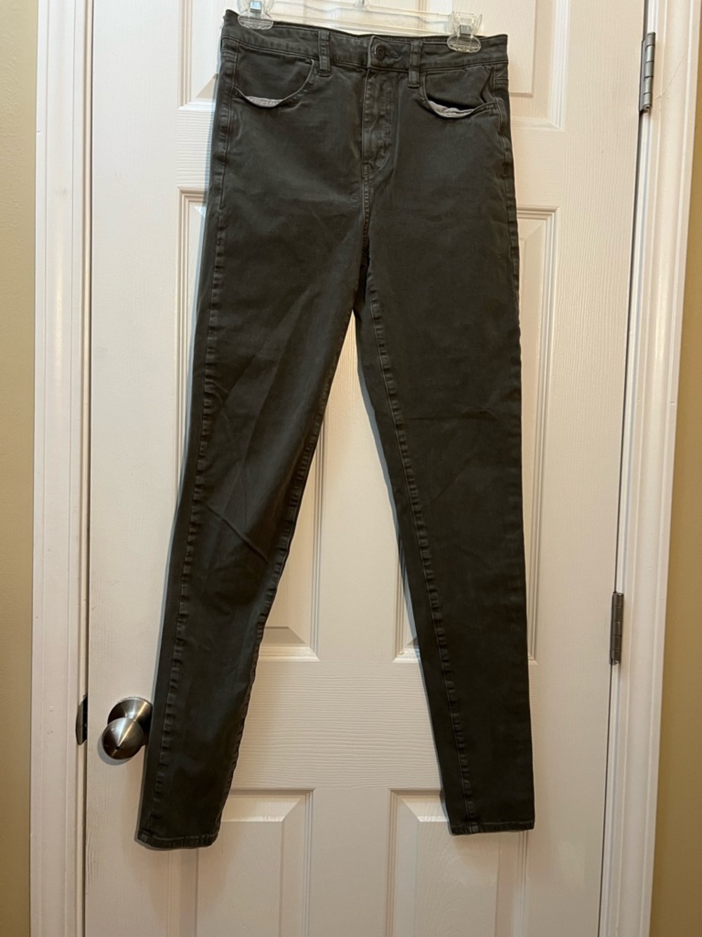 American Eagle  Women's brushed Skinny Jeans in Charcoal Green